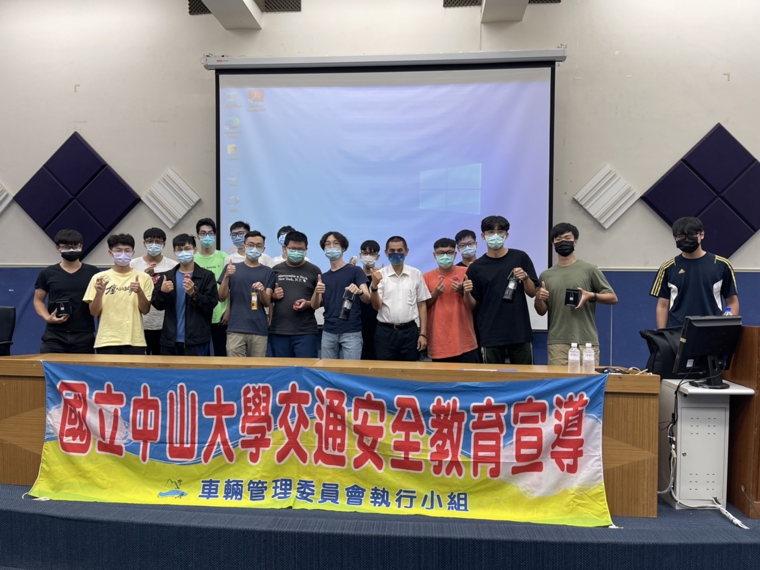 高雄市政府警察局交通警察大隊 交通安全教育講座(另開新視窗/jpg檔)圖片